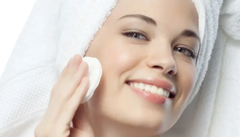 Zmęczona skóra miejska? Naturalny krem detox przywróci blask