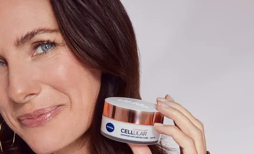 Krem Nivea: Na co pomaga? Odkryj wszystkie, nawet nietypowe zastosowania