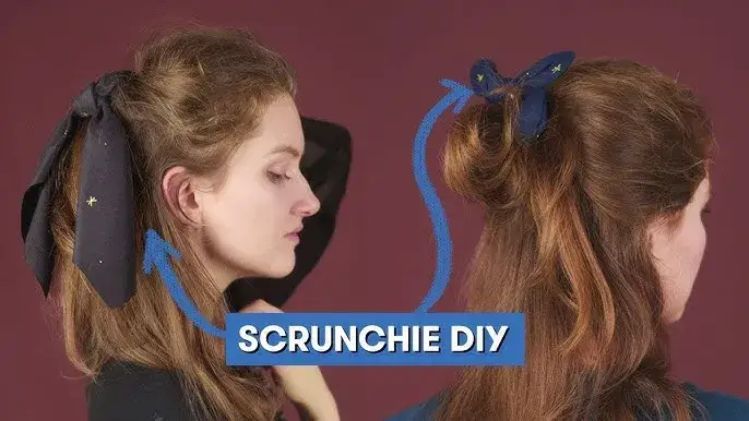 Kobieta szyjąca gumkę scrunchie na maszynie